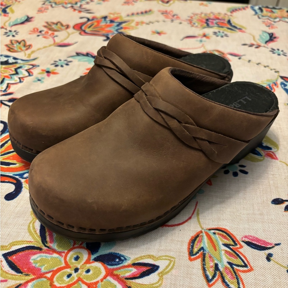 L.L Bean Clogs